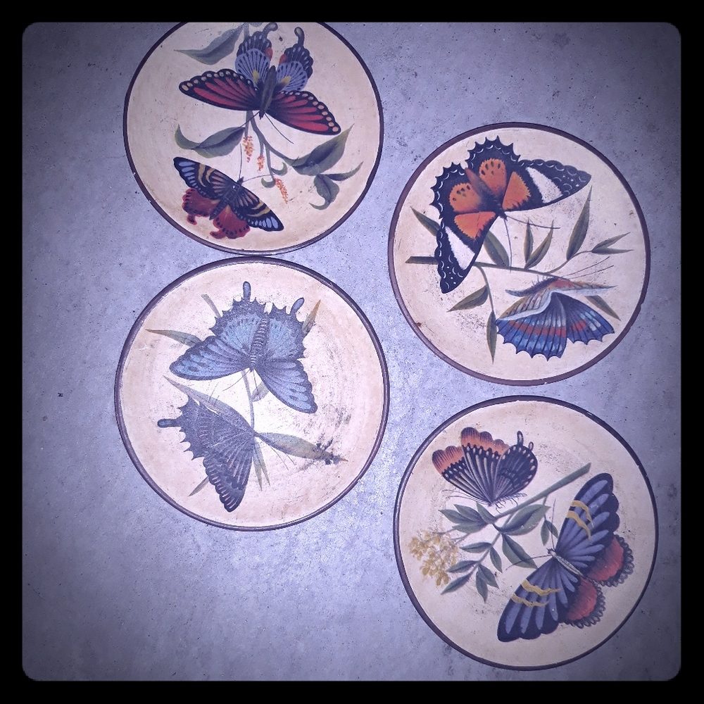 Butterfly mini plate decor